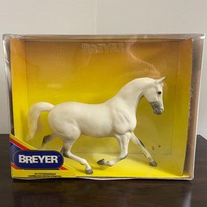 Romanesque American Warmblood - Model 770